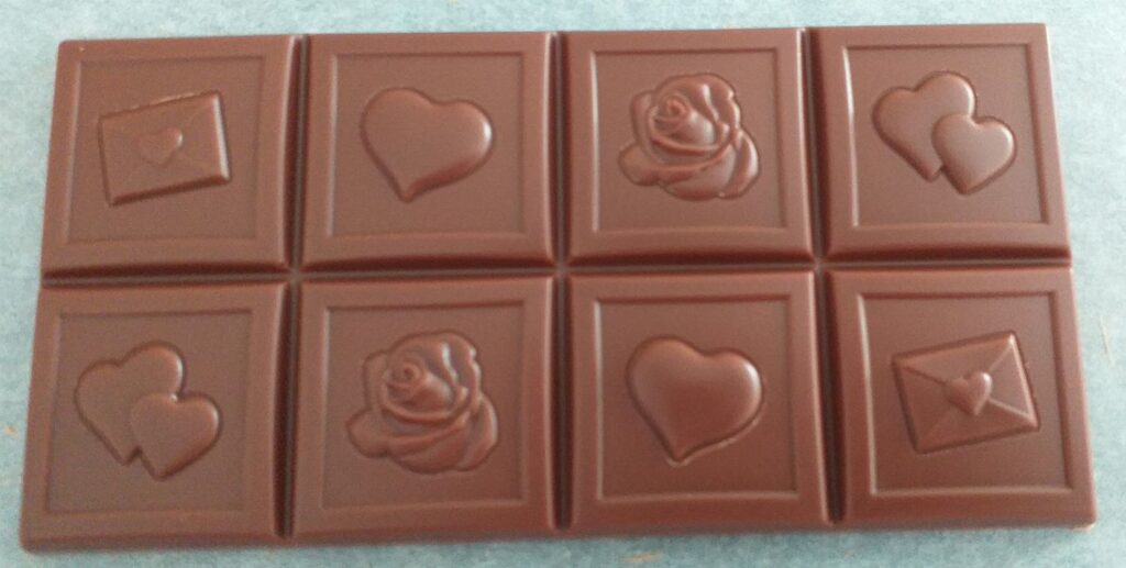TABLETTE COEURS en chocolat ALTERNATIVE au lait (sans lait) BIO vegan sans allergènes Exquidia : 80g