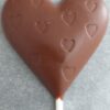 1 sucette coeur VALENTINE en chocolat ALTERNATIVE au lait (sans lait) BIO vegan sans allergènes Exquidia : 25g