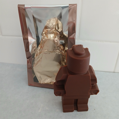 Grand Personnage en brique en chocolat ALTERNATIVE au lait (sans lait) BIO vegan sans allergènes Exquidia : 74G