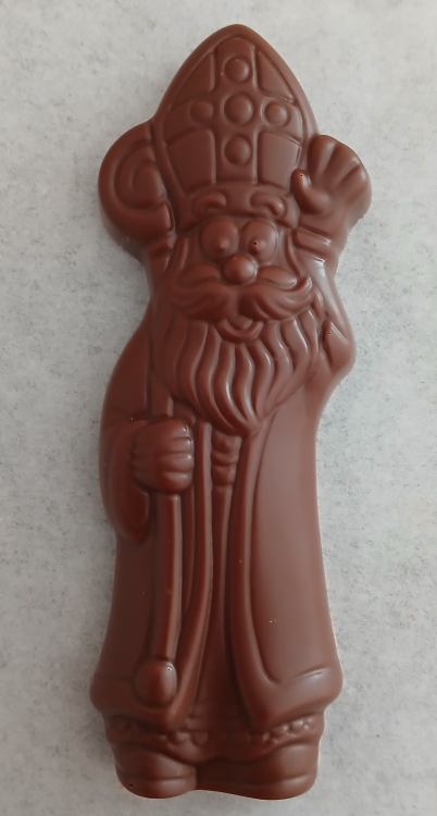 1 Saint-Nicolas en chocolat ALTERNATIVE au lait (sans lait) BIO vegan sans allergènes Exquidia : 30 grammes