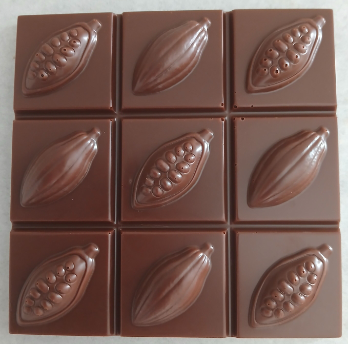 TABLETTE carrée avec cabosses en chocolat ALTERNATIVE au lait (sans lait) BIO vegan sans allergènes Exquidia : 92g